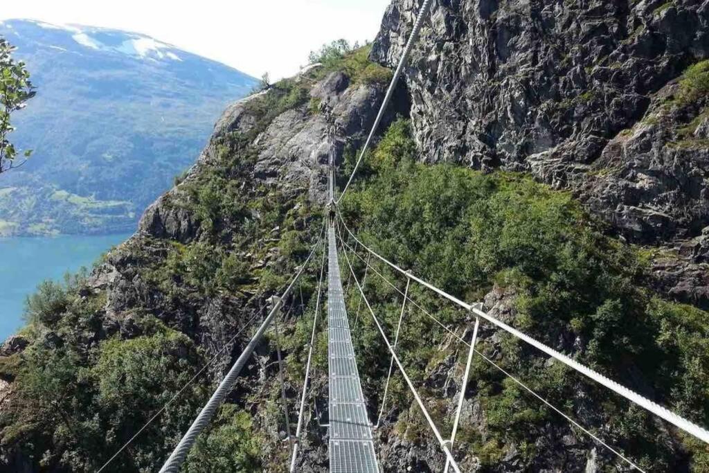 Hytte I Stryn Med Elbil Lader Exterior photo