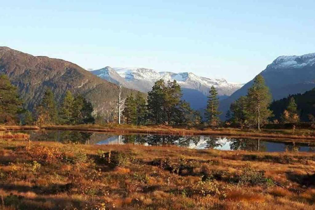 Hytte I Stryn Med Elbil Lader Exterior photo